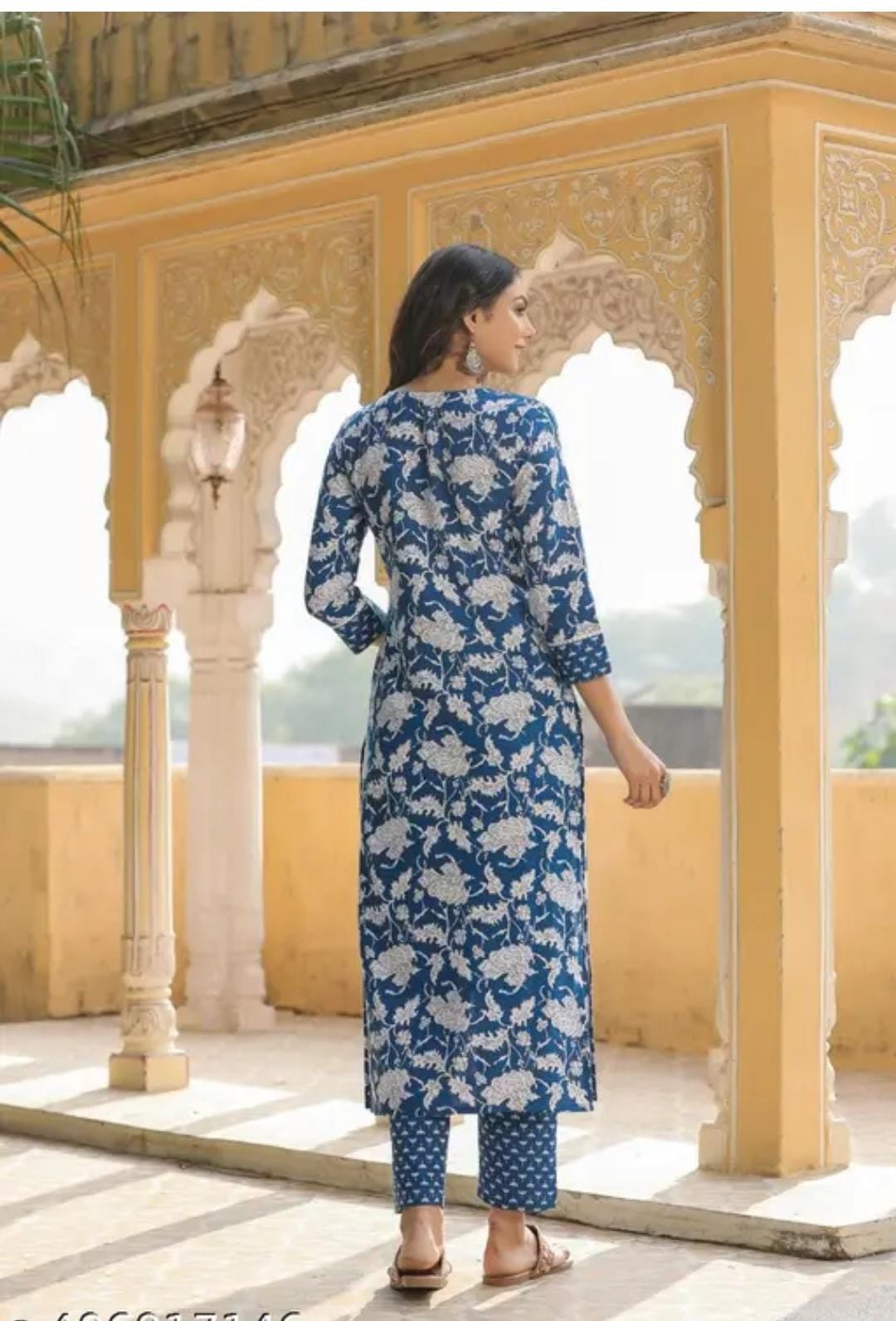Women's Floral Round No Dupatta Kurta Sets