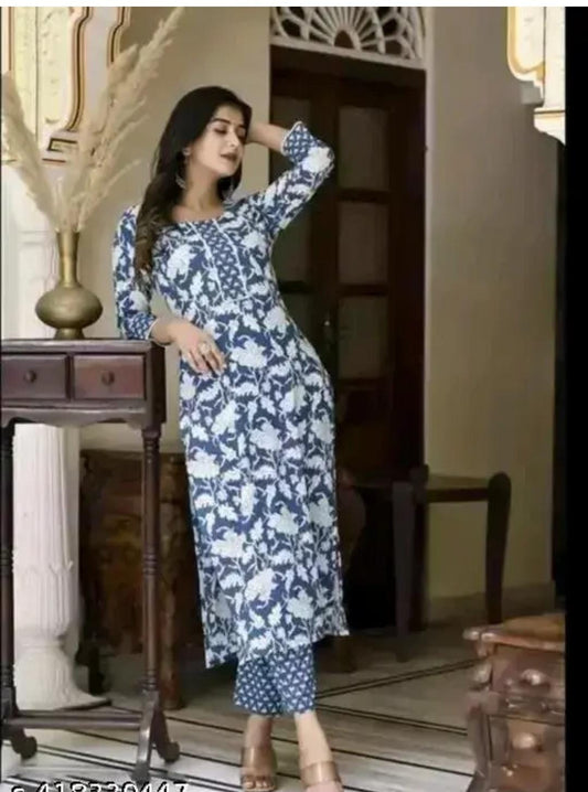 Women's Floral Round No Dupatta Kurta Sets